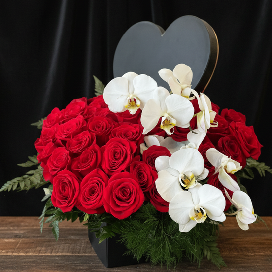 Luxury In Love - Flower World