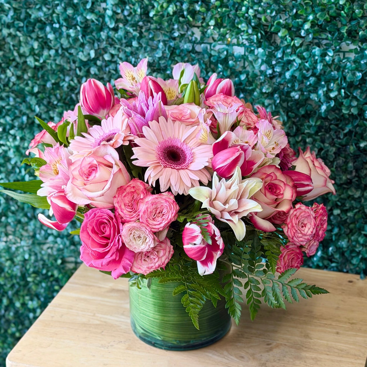 Pastel Pink Garden - Flower World